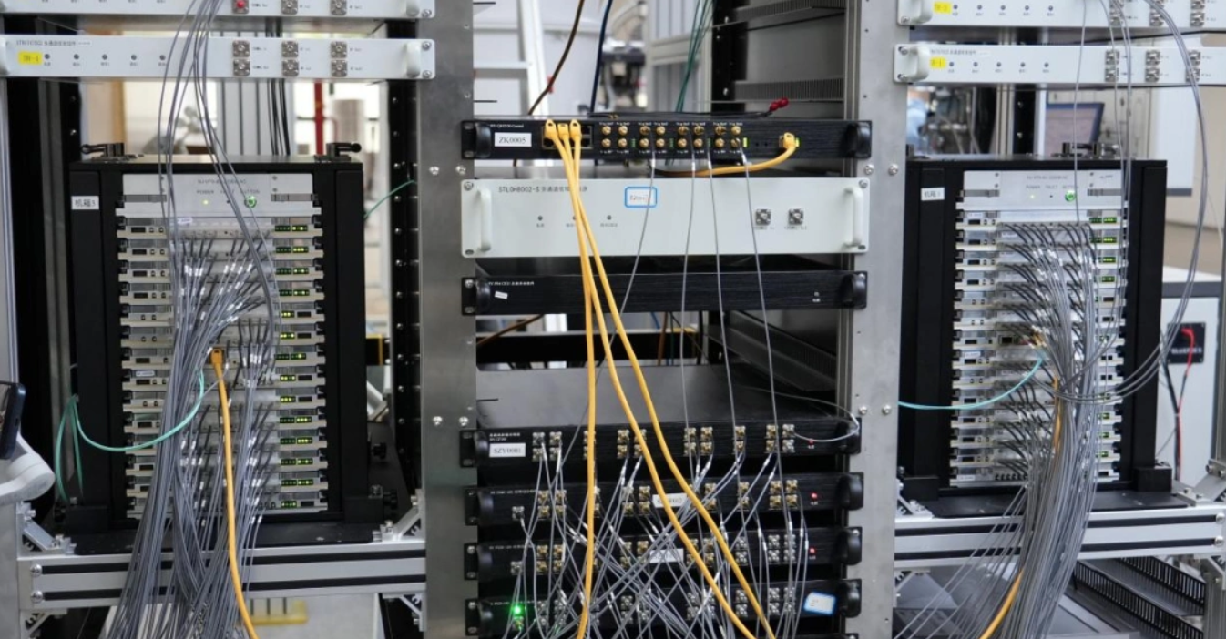 第四代自主量子計算測控系統(tǒng)“本源天機(jī)4.0”發(fā)布