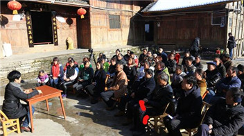 向紅林 ：既要做好精準(zhǔn)脫貧，也要全力推動鄉(xiāng)村振興