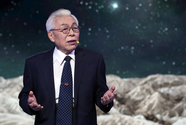 雖然已經(jīng)84歲了，但我還會(huì)加倍努力。