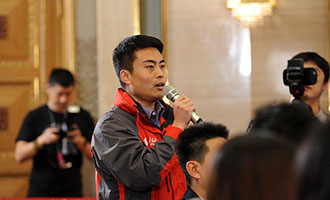 人民日報(bào)、人民網(wǎng)、人民日報(bào)客戶端記者提問