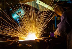 2016工業(yè)運行穩(wěn)中向好、提質(zhì)增效