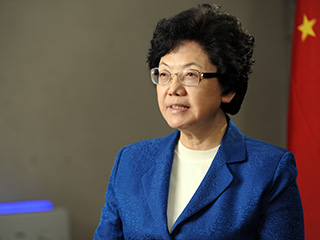 大醫(yī)院人滿為患，社區(qū)醫(yī)院門可羅雀怎么破？