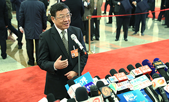 國(guó)家林業(yè)局局長(zhǎng)張建龍接受采訪(fǎng)