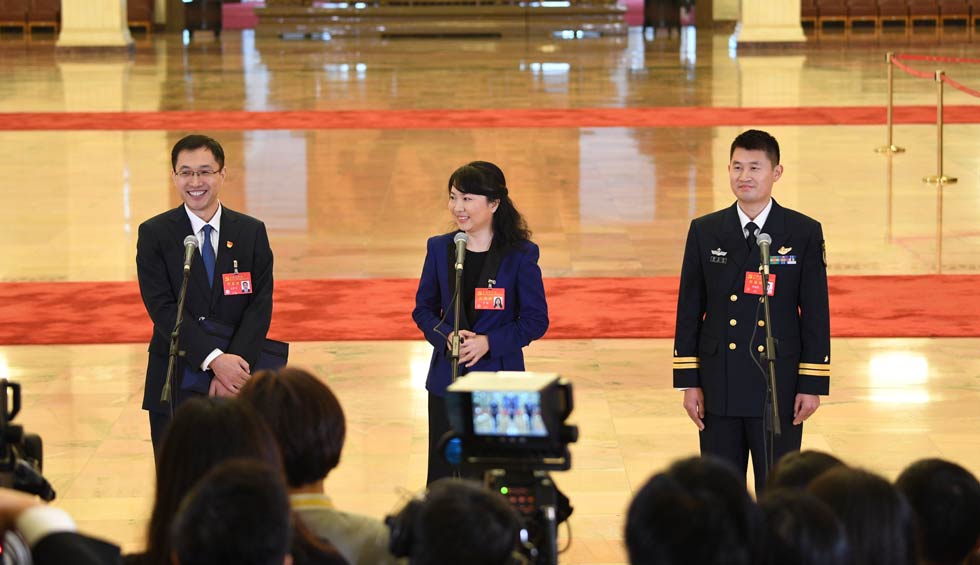 孟祥飛、李媛、曹先建接受采訪