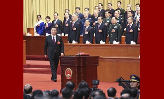 習(xí)近平當(dāng)選國家主席、中央軍委主席