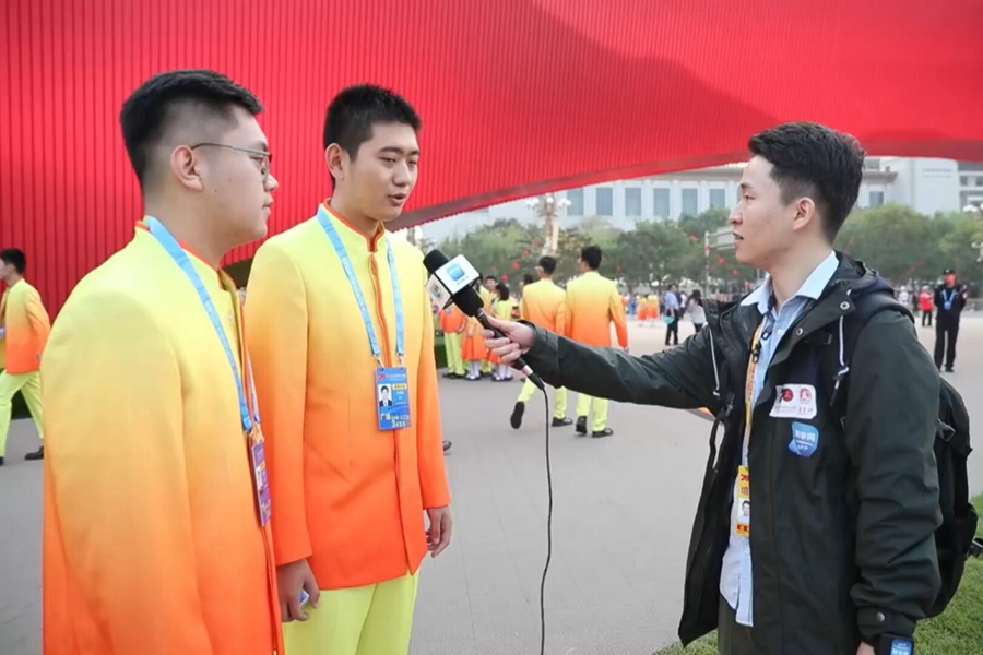 &ldquo;我們是慶祝大會的背景音樂&rdquo;