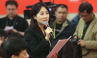 鳳凰衛(wèi)視、鳳凰網(wǎng)記者提問