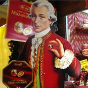 出國(guó)旅游帶什么禮物？