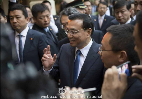 李克強(qiáng)：在非中企了解當(dāng)?shù)匚幕拍茉「?。圖片來源：&ldquo;新國際&rdquo;微博。