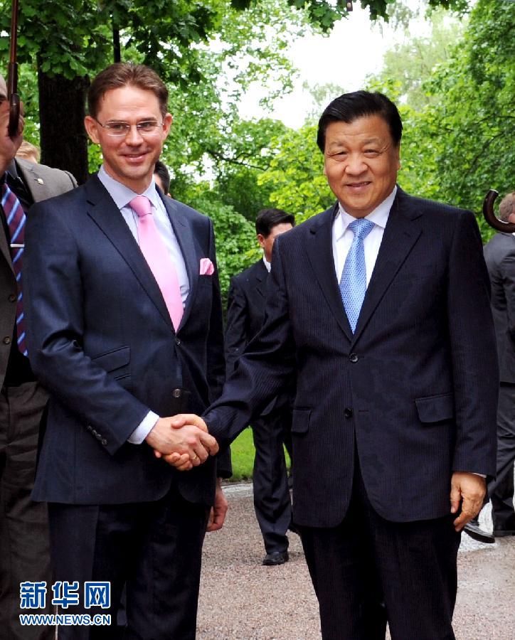 6月12日，中共中央政治局常委、中央書記處書記劉云山在赫爾辛基會(huì)見芬蘭總理卡泰寧。 新華社記者饒愛民攝