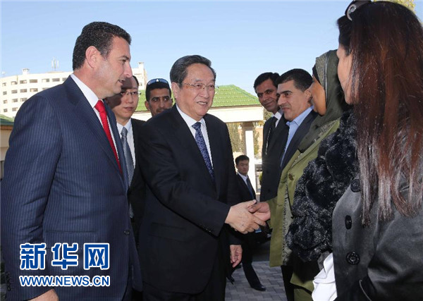 11月9日，正在約旦進行正式友好訪問的全國政協(xié)主席俞正聲在安曼會見約旦眾議院代議長薩法迪。 新華社記者 劉衛(wèi)兵 攝 