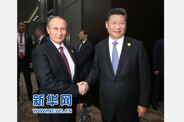 11月15日，國家主席習(xí)近平在土耳其安塔利亞會見俄羅斯總統(tǒng)普京。 新華社記者馬占成攝