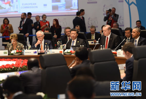 11月15日，國(guó)家主席習(xí)近平在土耳其安塔利亞出席二十國(guó)集團(tuán)領(lǐng)導(dǎo)人第十次峰會(huì)第一階段會(huì)議。 新華社記者李學(xué)仁攝 