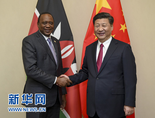 12月3日，國家主席習近平在約翰內斯堡會見肯尼亞總統(tǒng)肯雅塔。新華社記者 謝環(huán)馳 攝