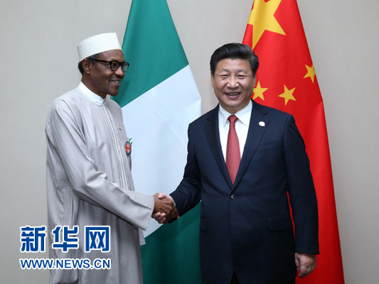 12月4日，國(guó)家主席習(xí)近平在約翰內(nèi)斯堡會(huì)見(jiàn)尼日利亞總統(tǒng)布哈里。 新華社記者 龐興雷 攝 