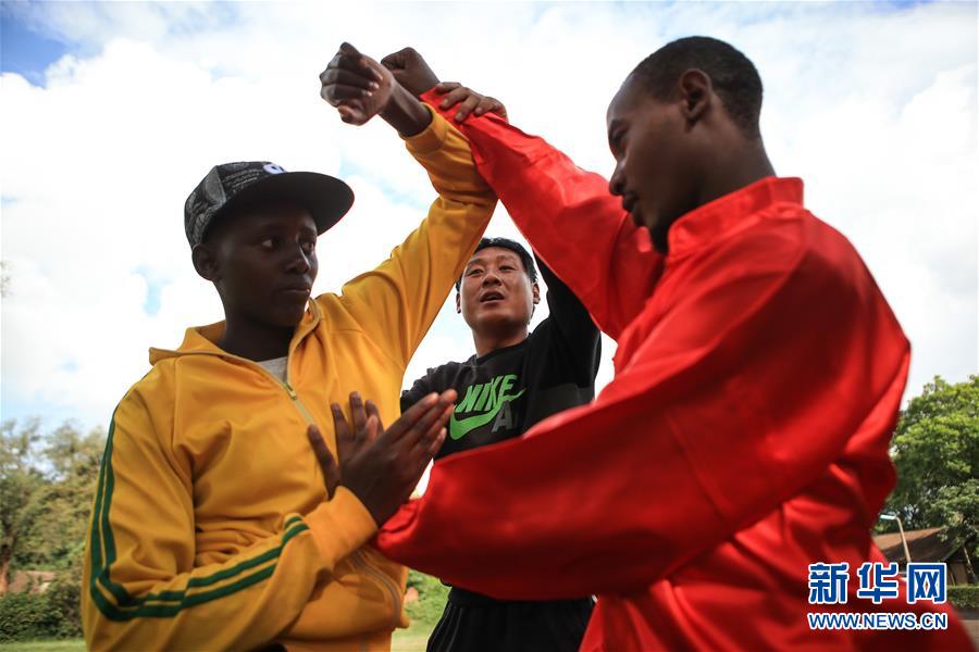 (國(guó)際·圖文互動(dòng))(5)通訊:攜手同行 繼往開來——記中肯建交55周年