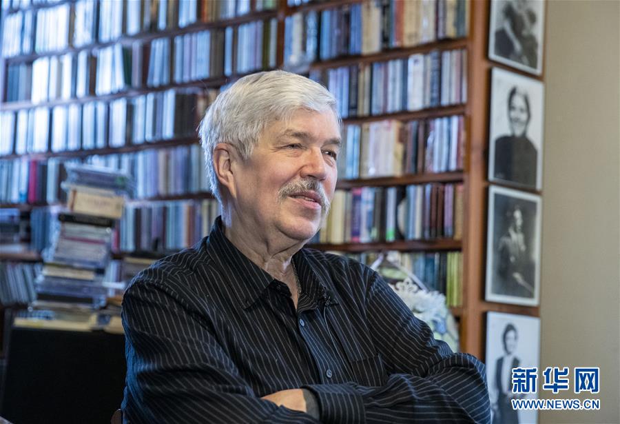 (國際·圖文互動)(1)通訊:一位美國音樂家的46年中國“琴緣”