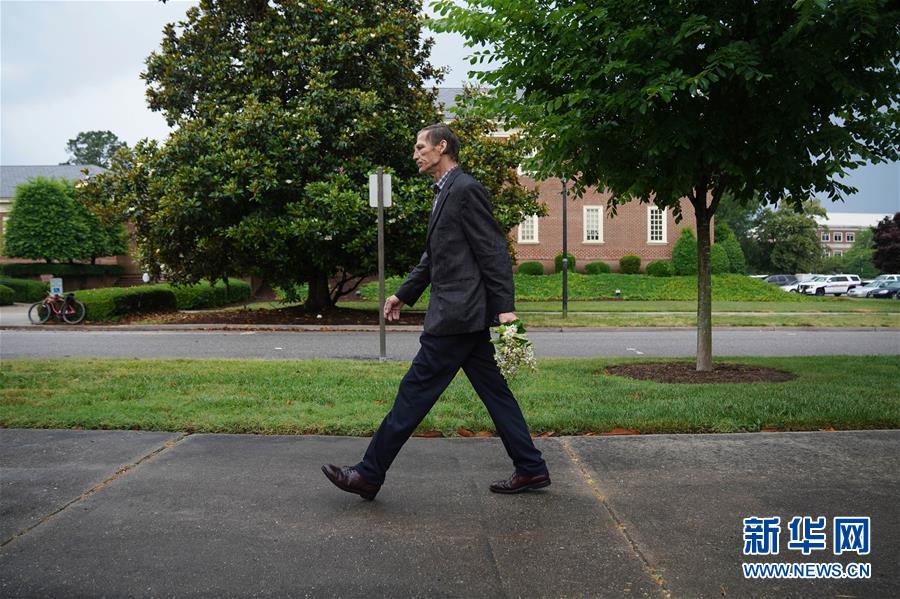 (國際)(3)美國警方確認(rèn)槍擊案槍手為市政員工