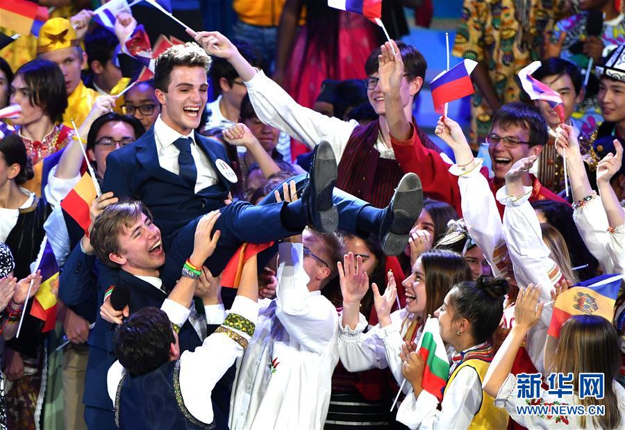 （文化）（5）第十二屆&ldquo;漢語(yǔ)橋&rdquo;世界中學(xué)生中文比賽決賽在鄭州落幕