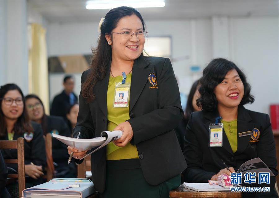 (習(xí)近平出訪配合稿·圖文互動(dòng))(2)通訊:緬甸公務(wù)員掀起學(xué)中文熱