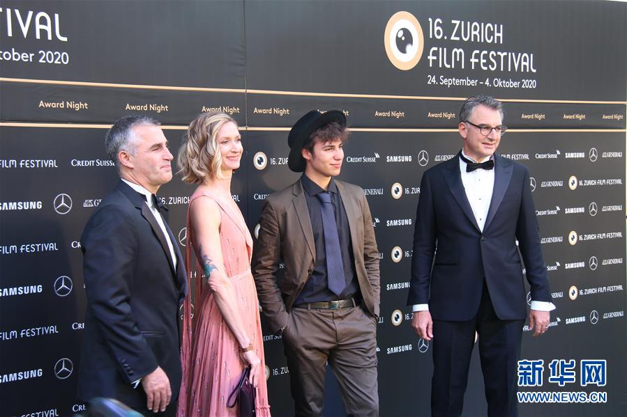 （國際&middot;圖文互動(dòng)）專訪：加強(qiáng)與中國電影人的合作和交流非常重要&mdash;&mdash;訪蘇黎世電影節(jié)總導(dǎo)演克里斯蒂安&middot;容根