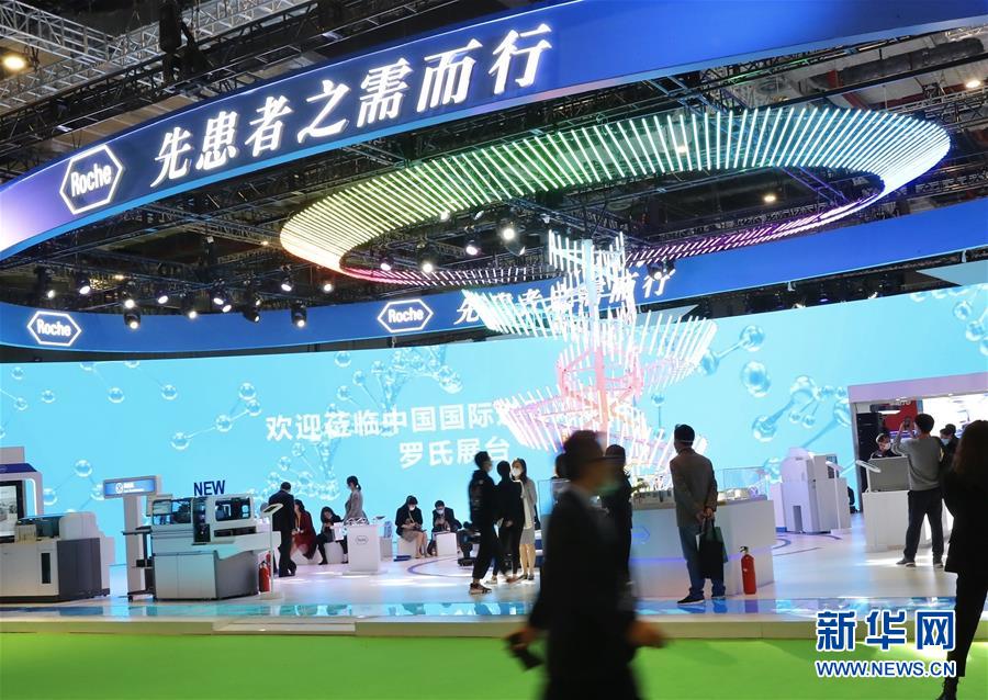 （第三屆進(jìn)博會(huì)&middot;圖文互動(dòng)）（9）新疫苗、新療法，進(jìn)博會(huì)最&ldquo;火爆&rdquo;展區(qū)見聞