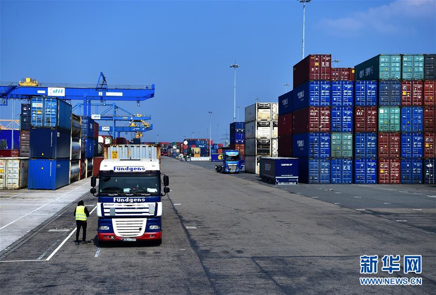 （新華全媒頭條&middot;圖文互動(dòng)）（12）萬里寫入胸懷間&mdash;&mdash;記習(xí)近平主席三屆進(jìn)博會(huì)主旨演講