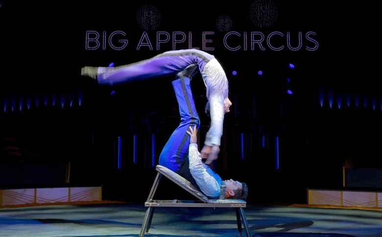 吉尼斯世界紀(jì)錄日：32次！30秒蹬人空翻最多次數(shù)