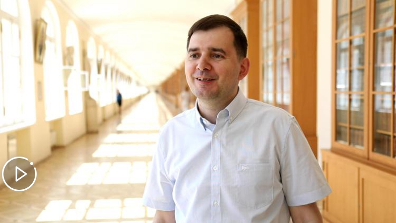 與習(xí)主席做校友，這感覺真棒！